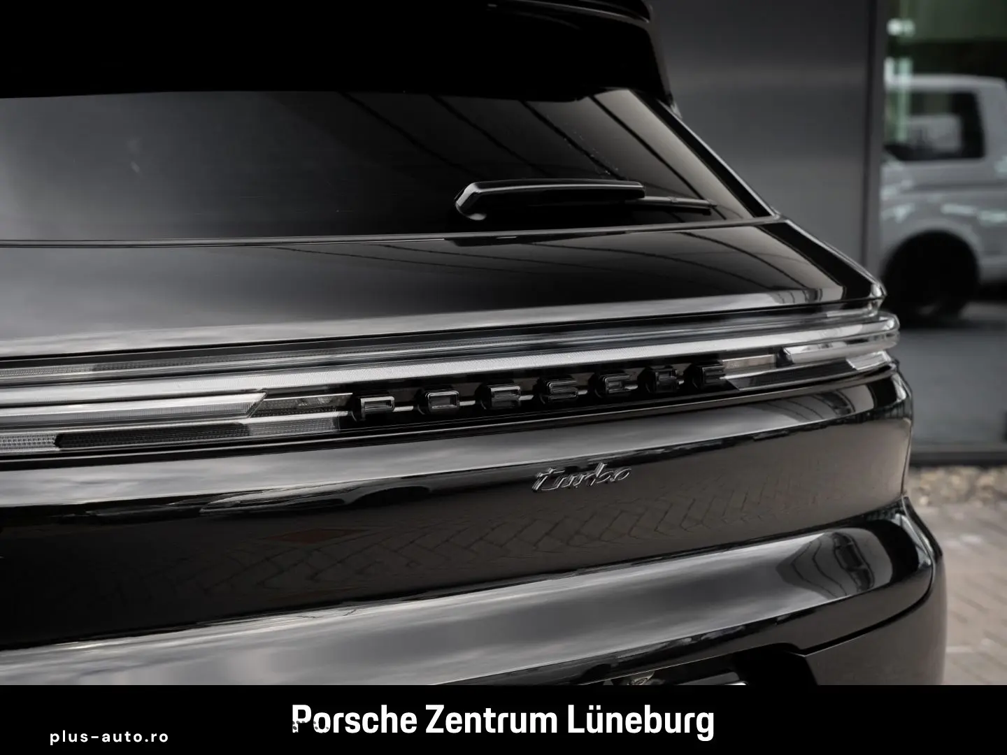 PORSCHE Cayenne Turbo E-Hybrid Burmester Clubleder PDCC