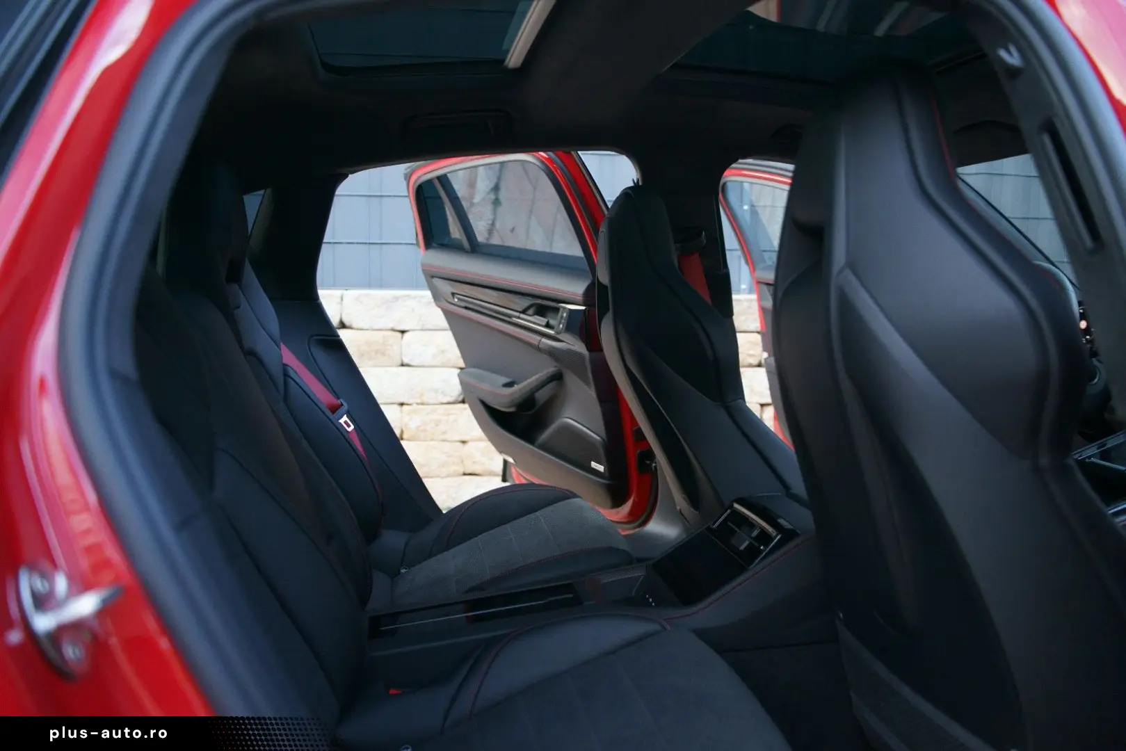 PORSCHE Panamera GTS  HLA CARBON P-Display 4-Zone