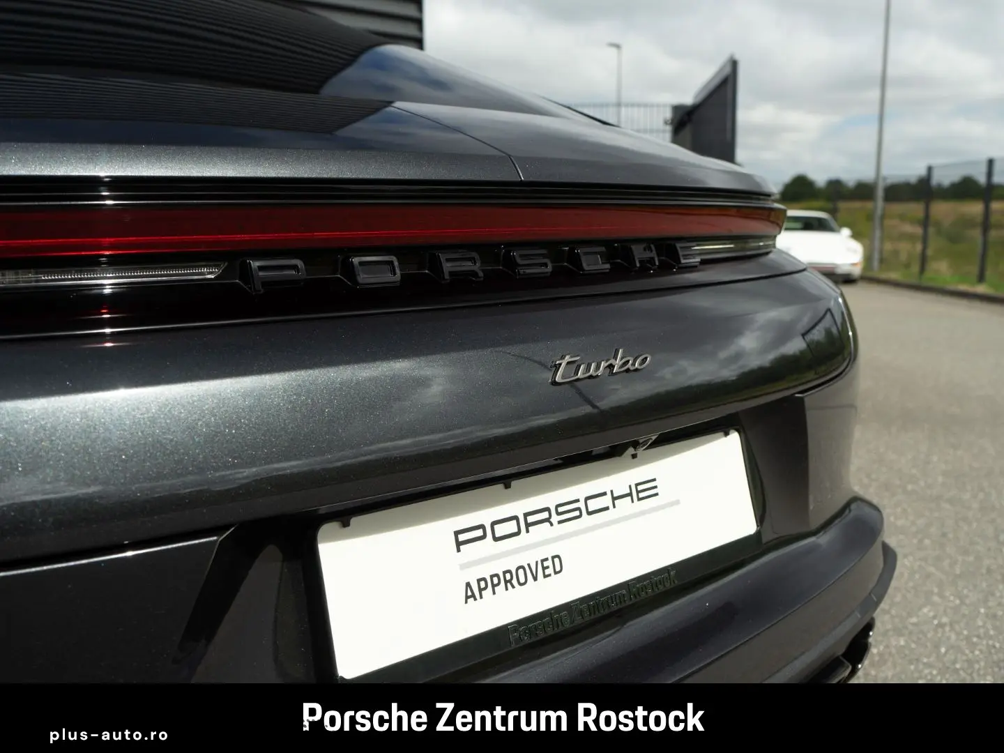 PORSCHE Panamera Turbo E-Hybrid Burmester Nachtsicht