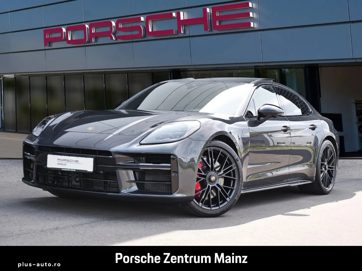 PORSCHE Panamera GTS InnoDrive HA-Lenkung Soft-Close