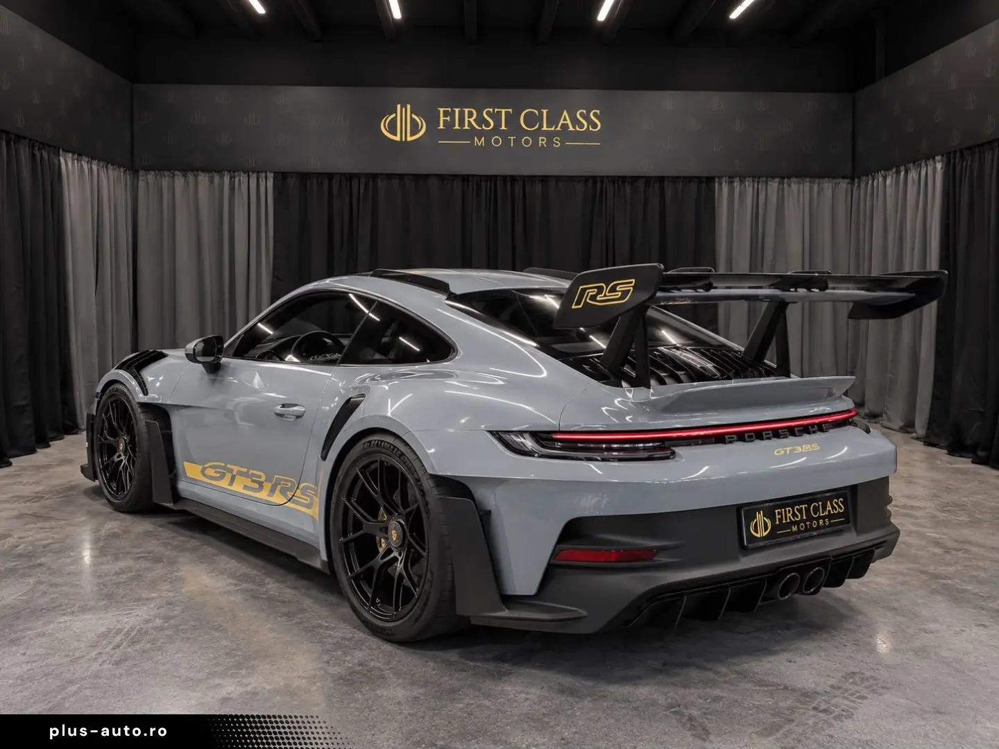 PORSCHE 911 GT3 RS Lift Carbon
