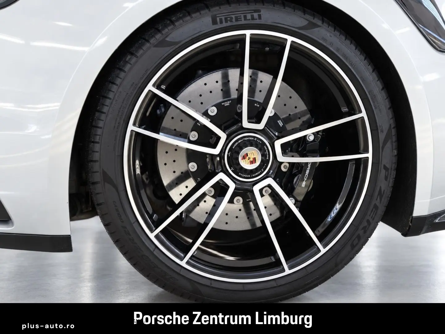 PORSCHE 992 911 Turbo S Burmester InnoDrive LiftsystemVA