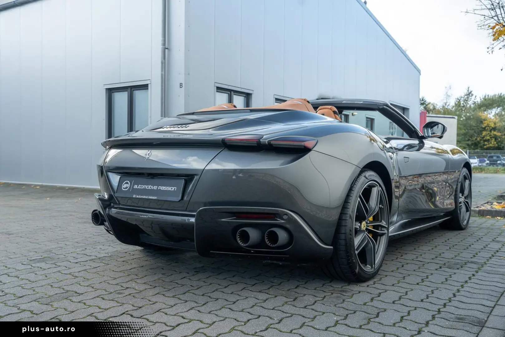 FERRARI Roma Spider  full Carbon ACC 360MatrixLED JBL