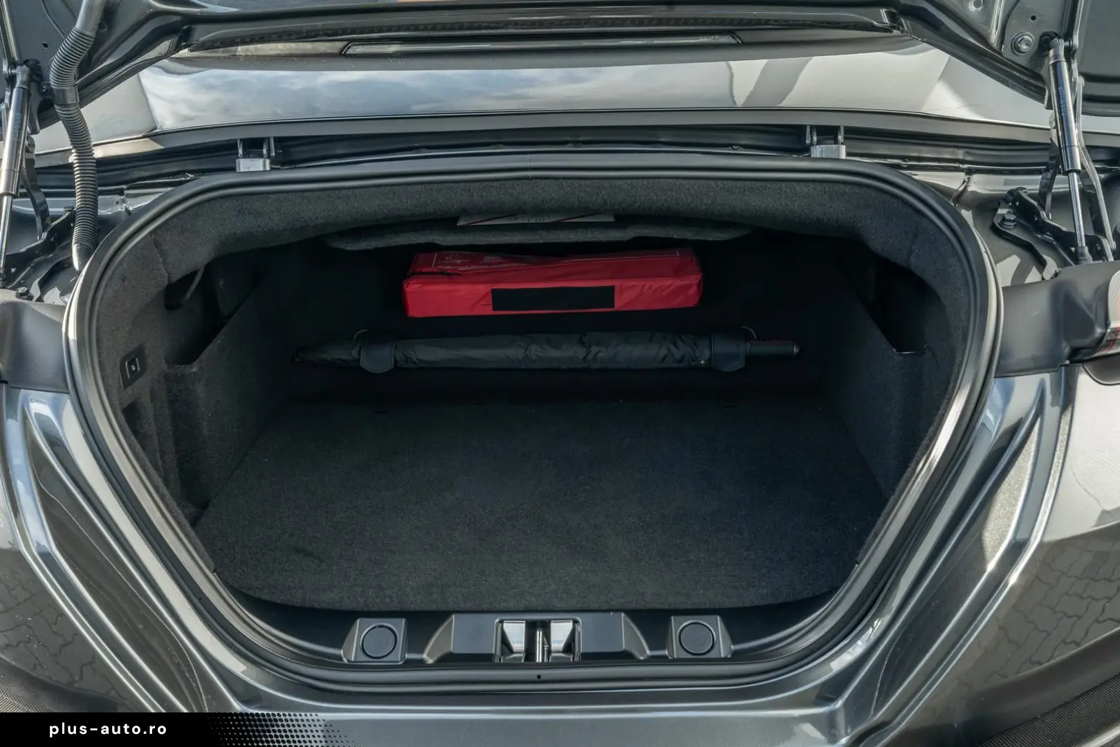 FERRARI Roma Spider  full Carbon ACC 360MatrixLED JBL