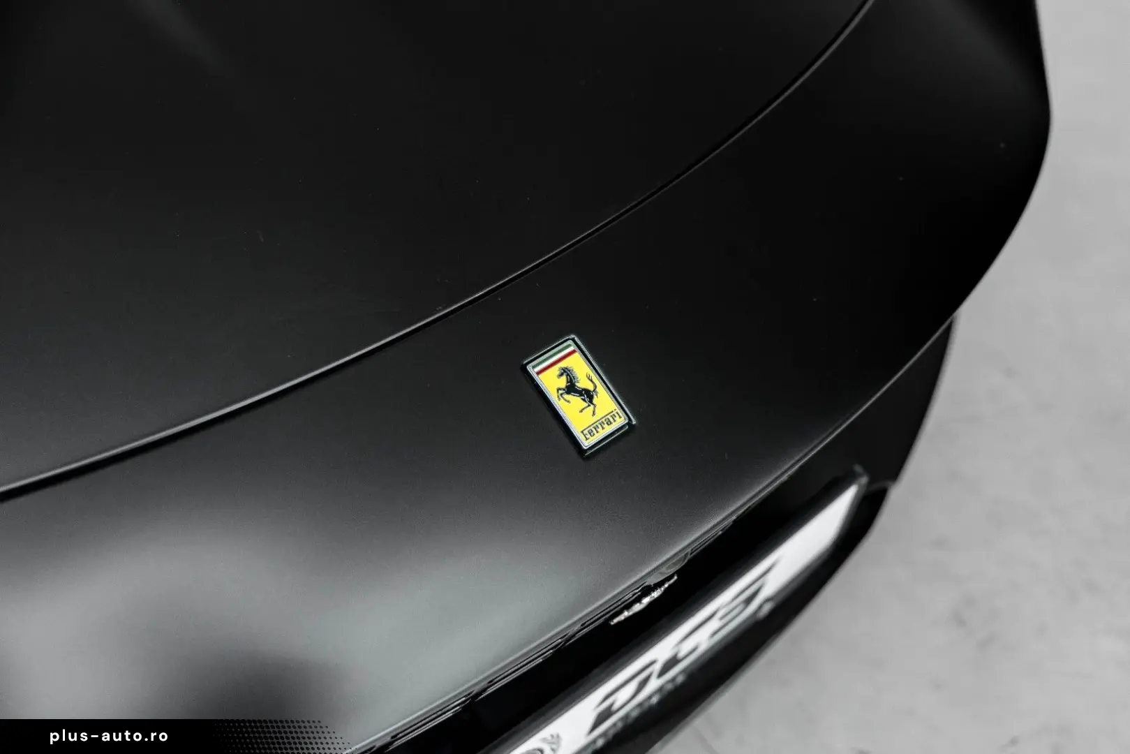 FERRARI Roma 3.9 T V8 Spider DCT