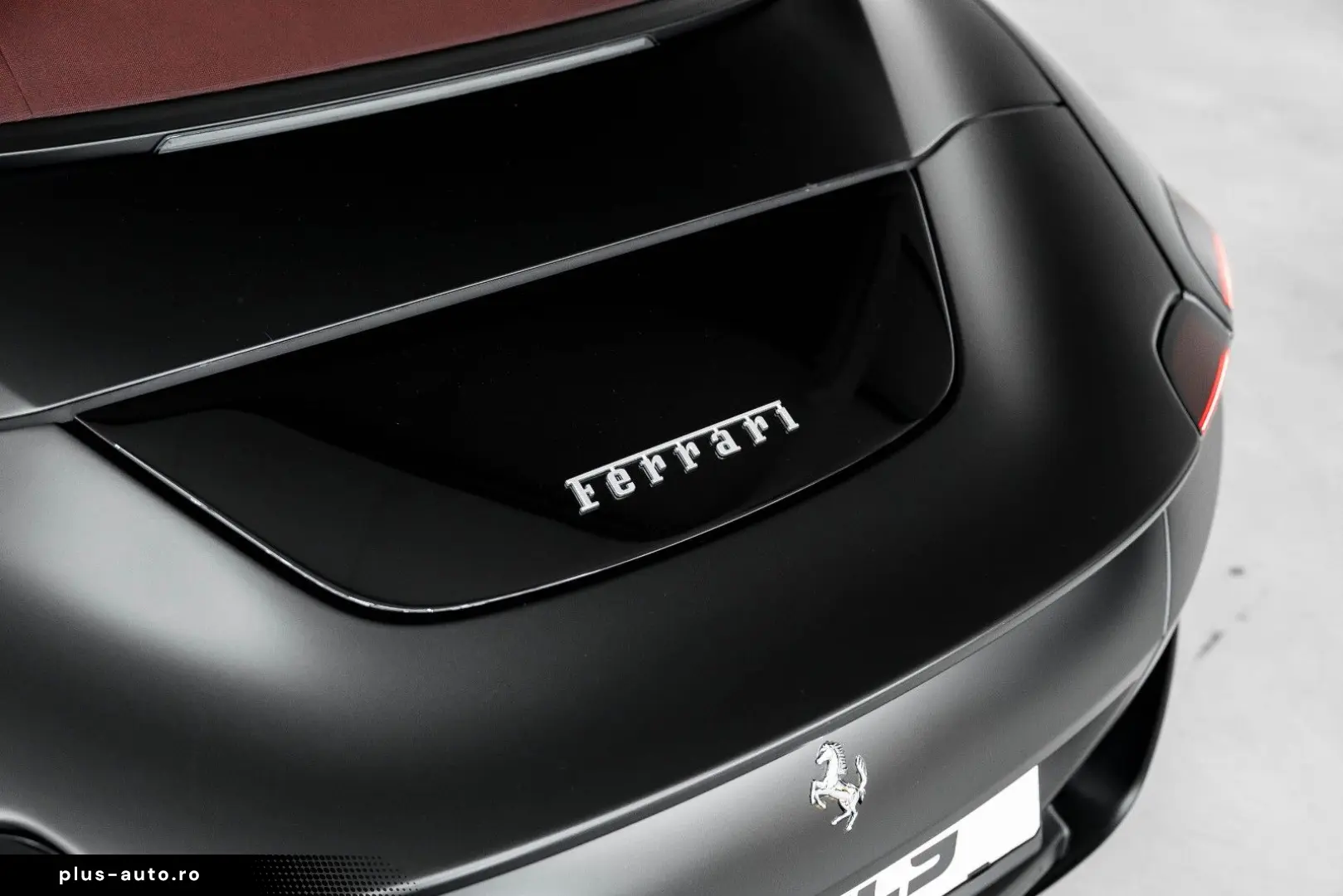 FERRARI Roma 3.9 T V8 Spider DCT
