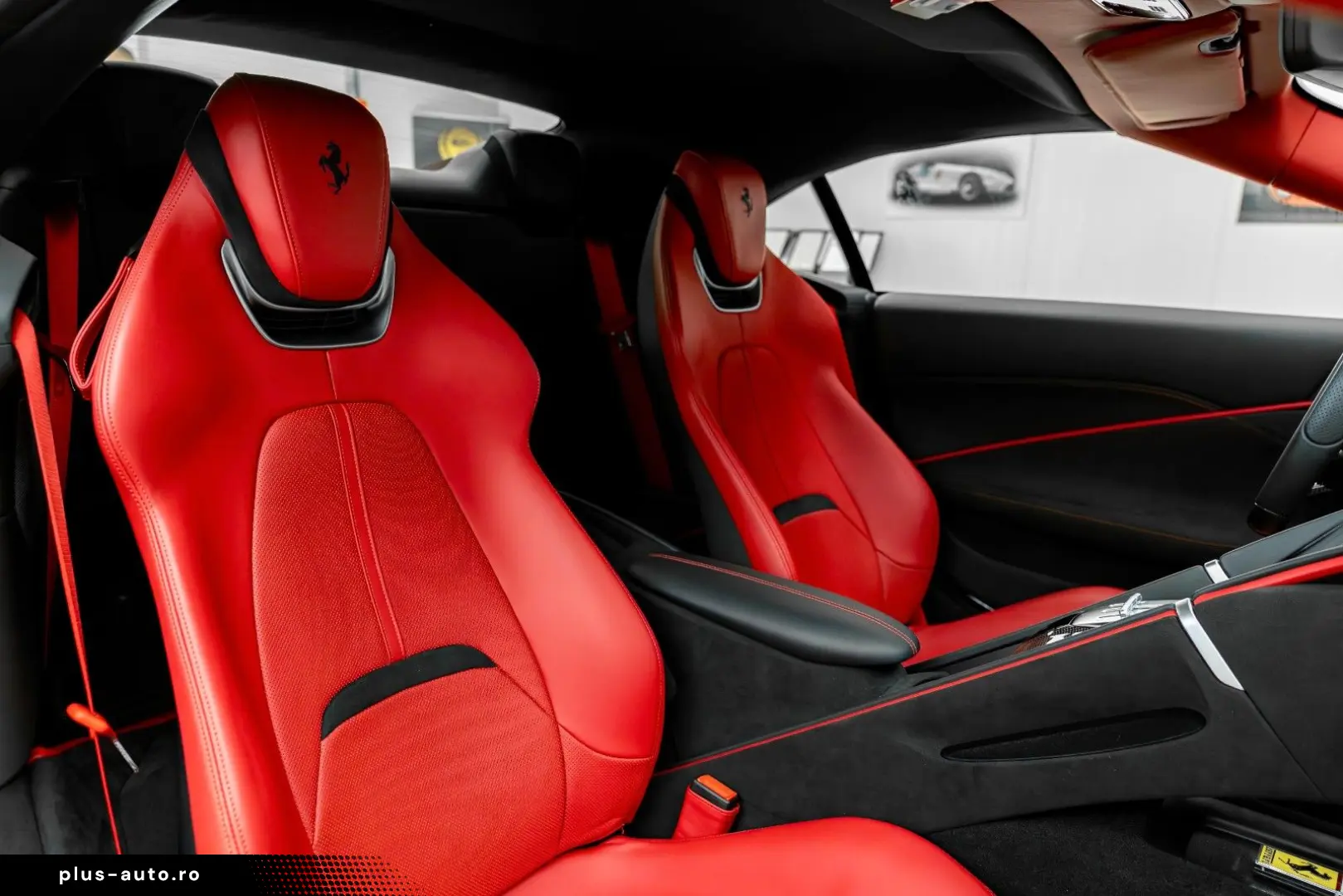 FERRARI Roma 3.9 T V8 Spider DCT