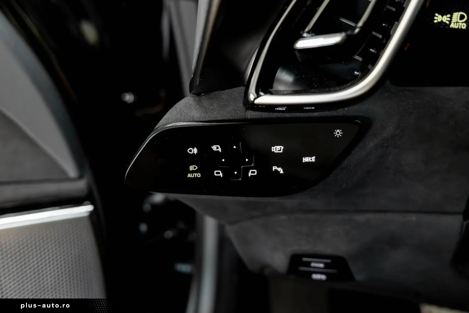 FERRARI Roma 3.9 T V8 Spider DCT