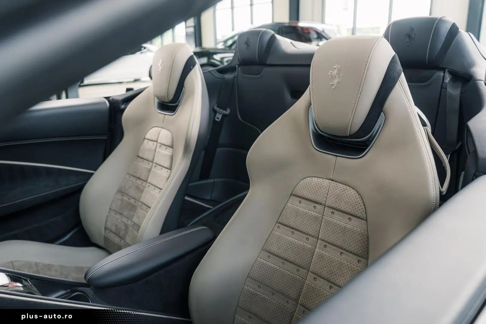 FERRARI Roma Spider l Canna di Fucile l Scuderia Shields