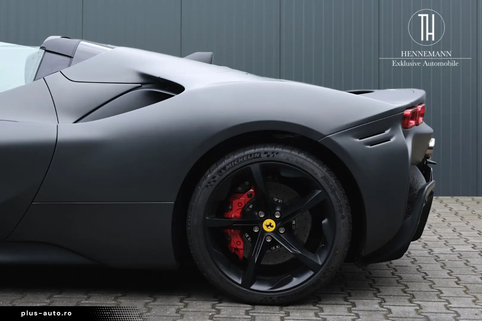 FERRARI SF90 Spider Matt ADAS Carbon 360  Lift JBL AFS