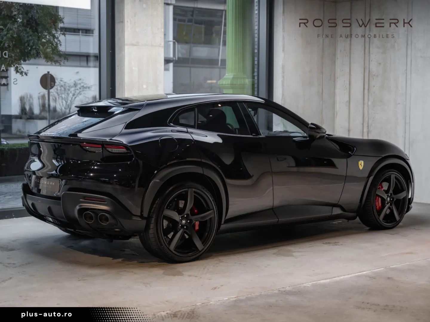 FERRARI Purosangue