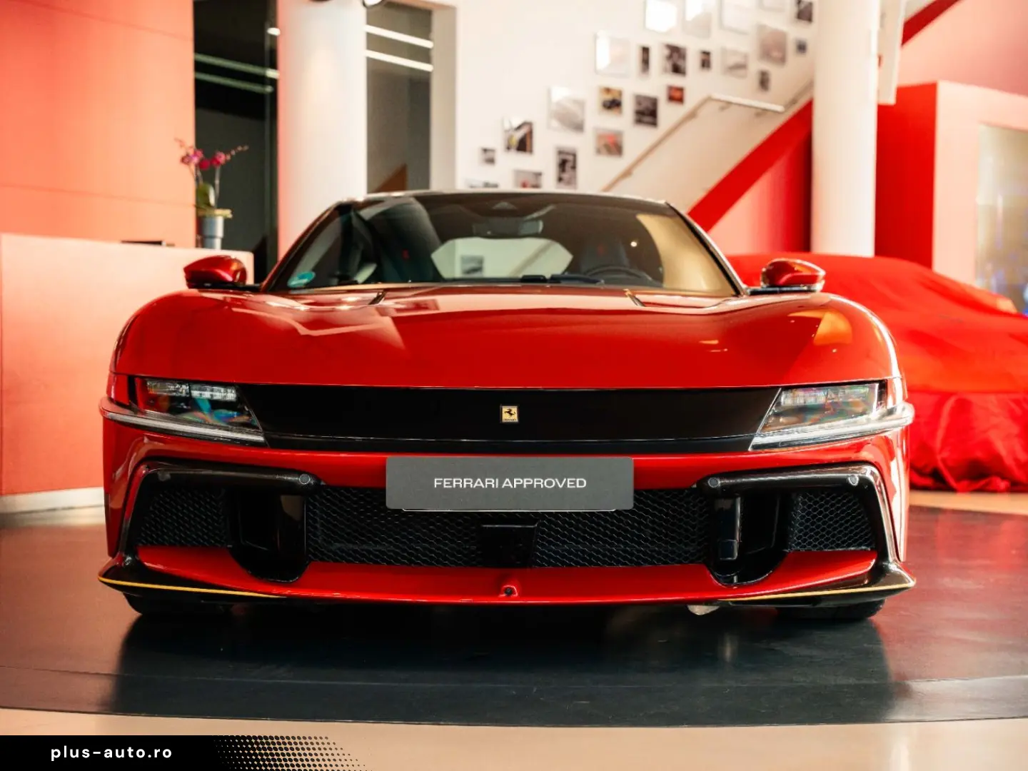 FERRARI 12Cilindri Panoramadach Lift HiFi-Burmester