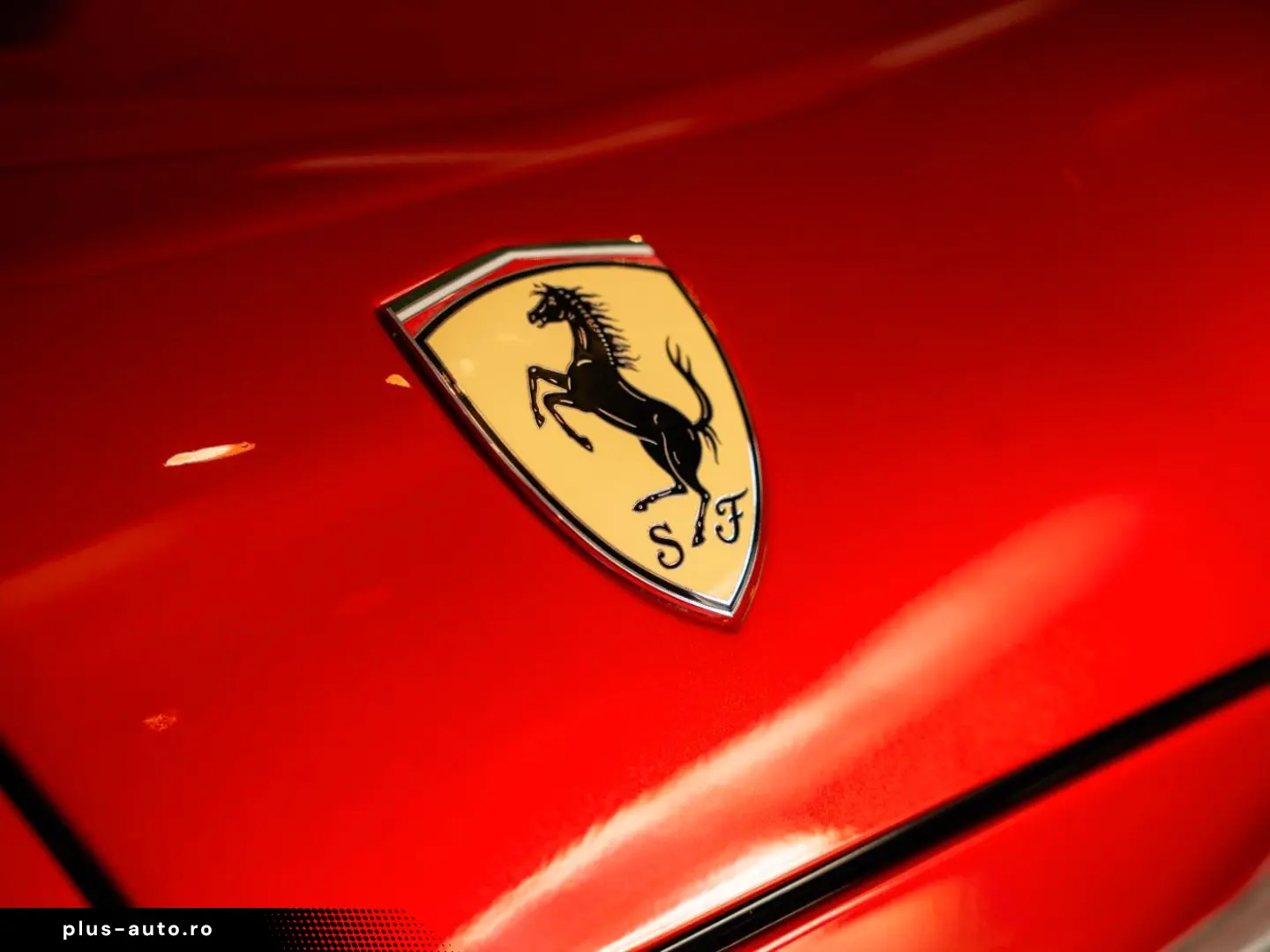 FERRARI 12Cilindri Panoramadach Lift HiFi-Burmester