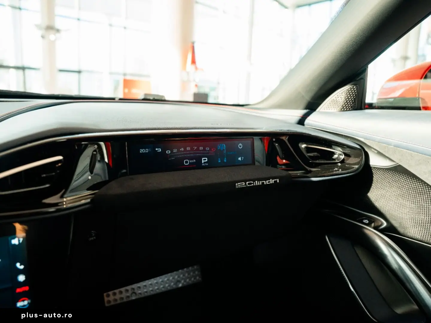 FERRARI 12Cilindri Panoramadach Lift HiFi-Burmester
