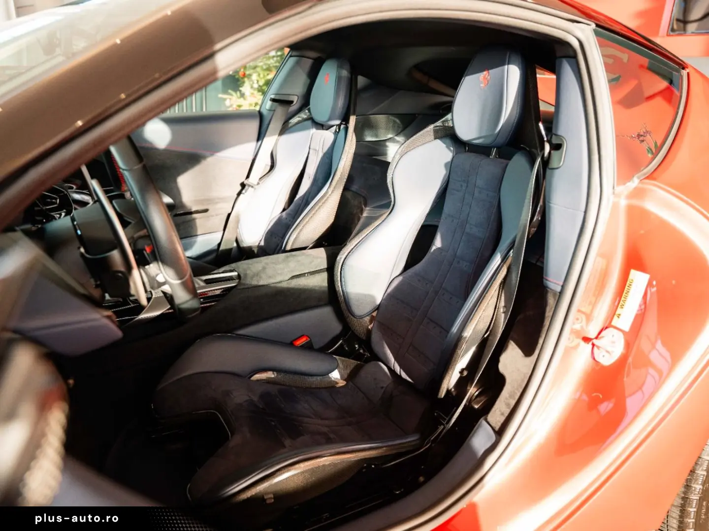 FERRARI 12Cilindri Panoramadach Lift HiFi-Burmester