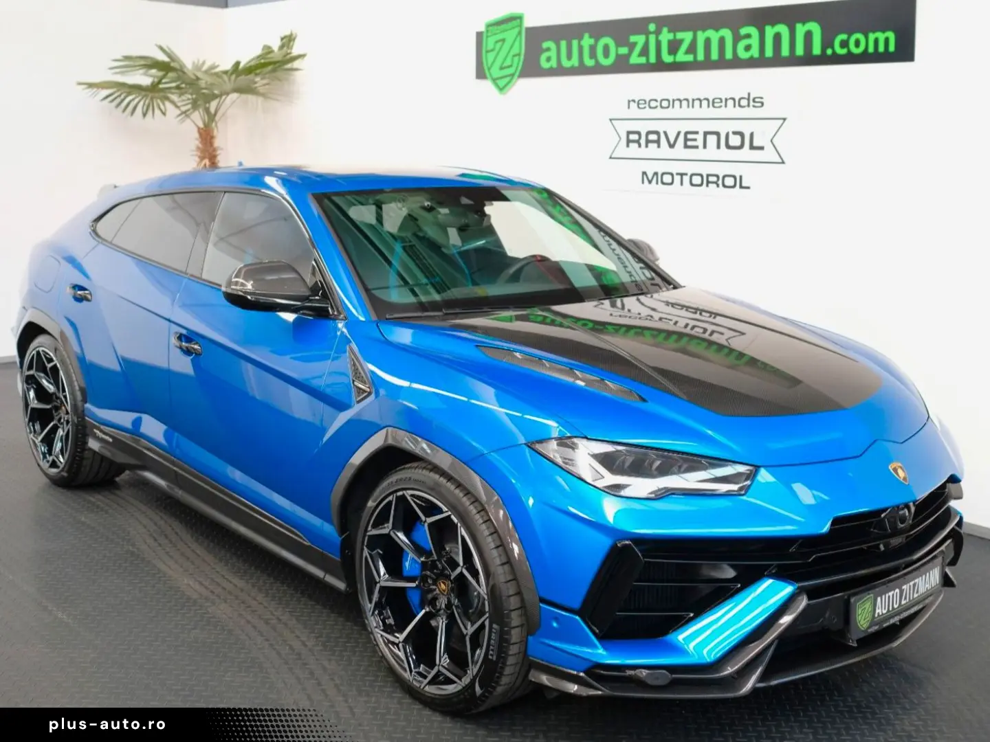 LAMBORGHINI Urus Performante CARBON BONNET PANO B&O AKRAPOVI