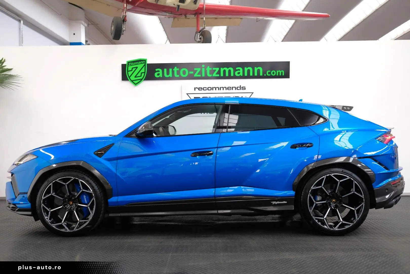 LAMBORGHINI Urus Performante CARBON BONNET PANO B&O AKRAPOVI