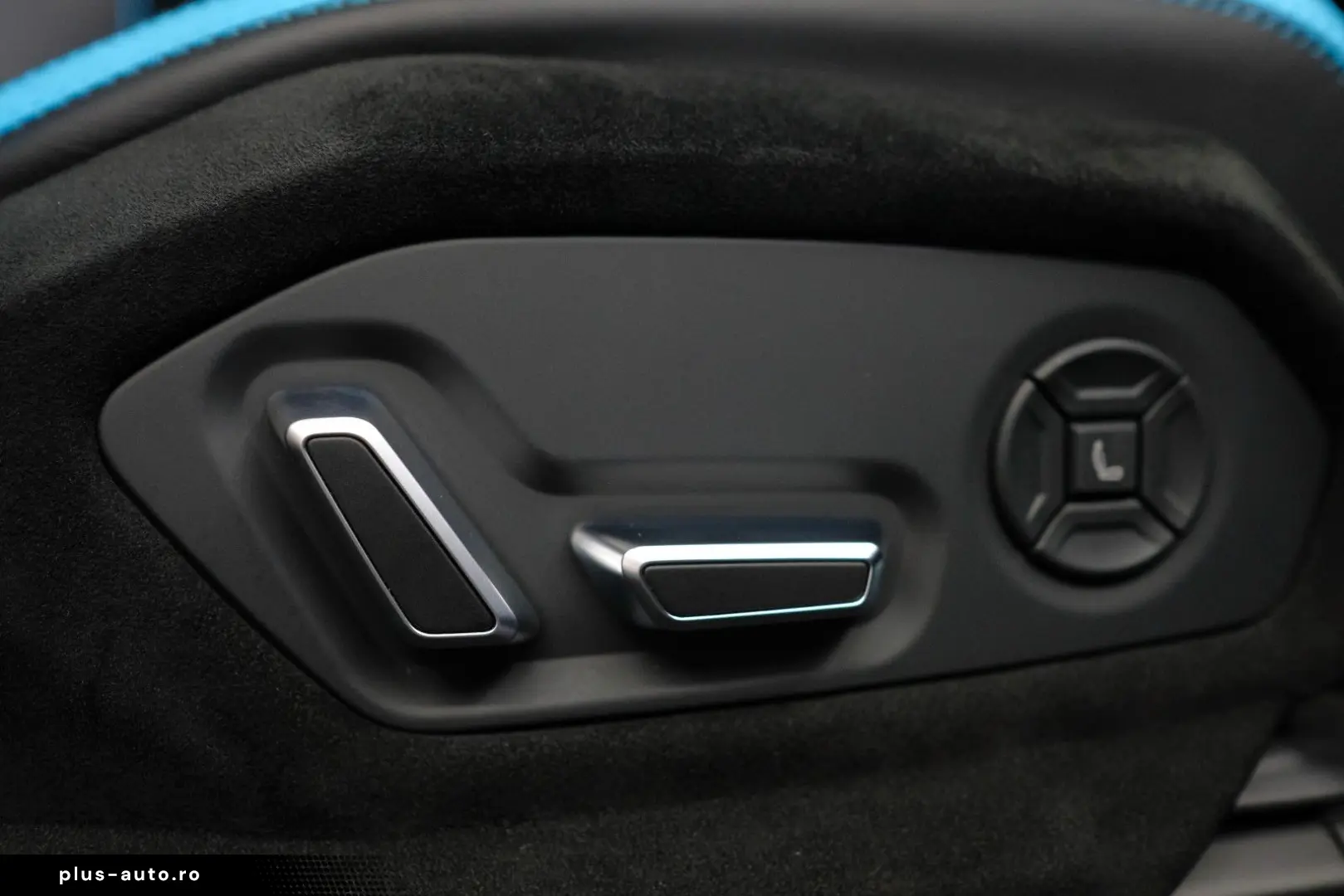 LAMBORGHINI Urus Performante CARBON BONNET PANO B&O AKRAPOVI
