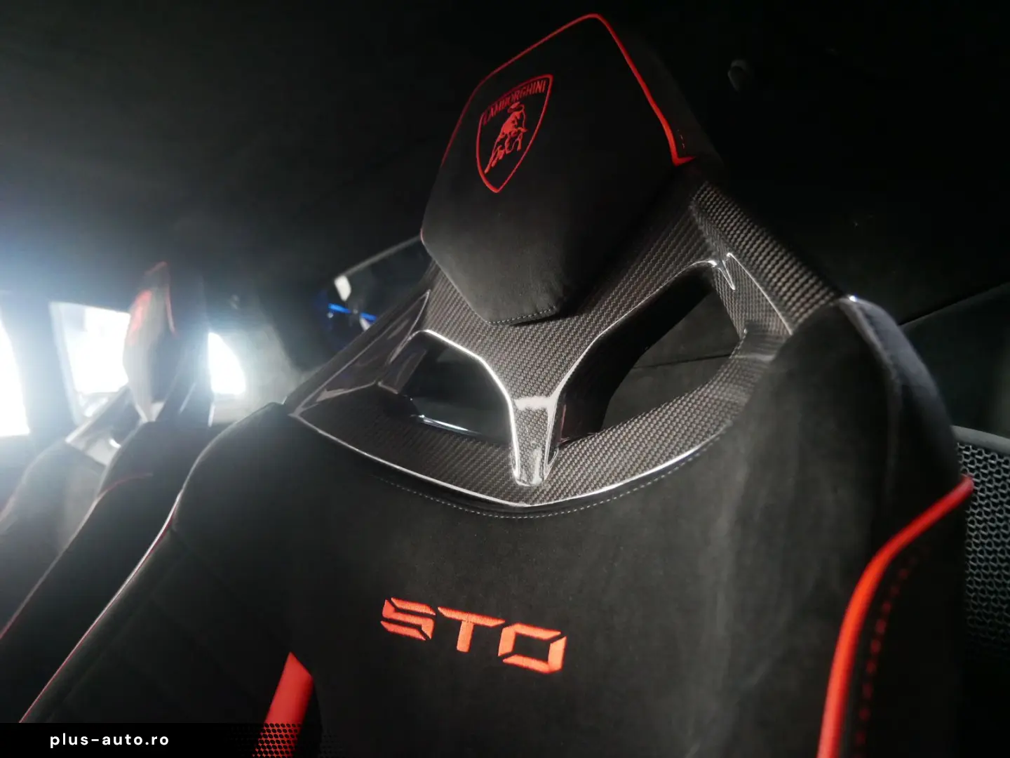 LAMBORGHINI Huracán STO LIFT Carbon Sport Seats Full