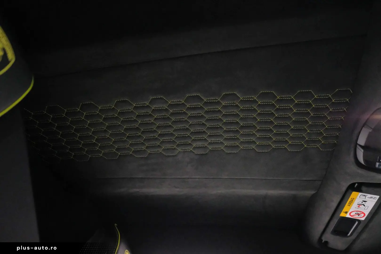 LAMBORGHINI Revuelto Ad Personam CARBON IN OUT LIFT PASS.DIS
