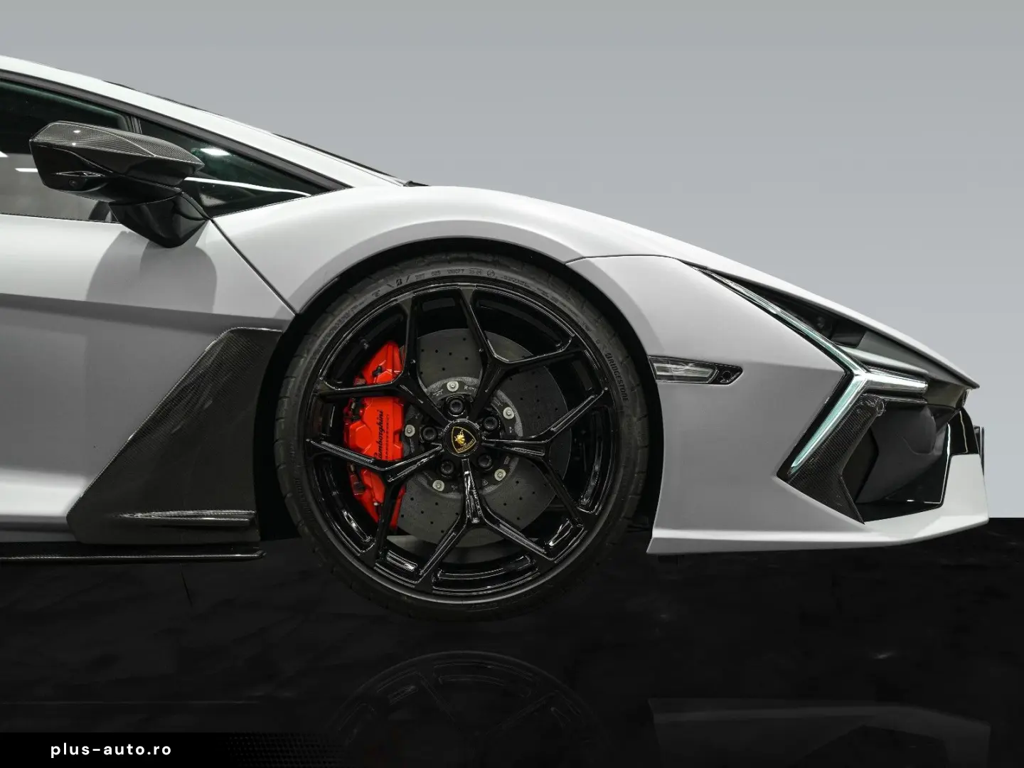 LAMBORGHINI Revuelto   Full Ext. Carbon   Sonus Faber
