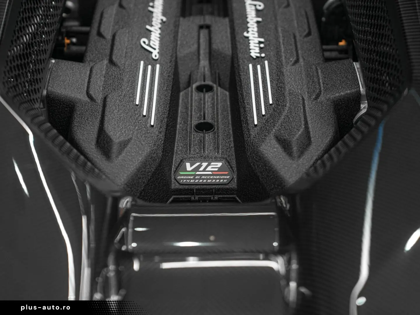 LAMBORGHINI Revuelto   Full Ext. Carbon   Sonus Faber