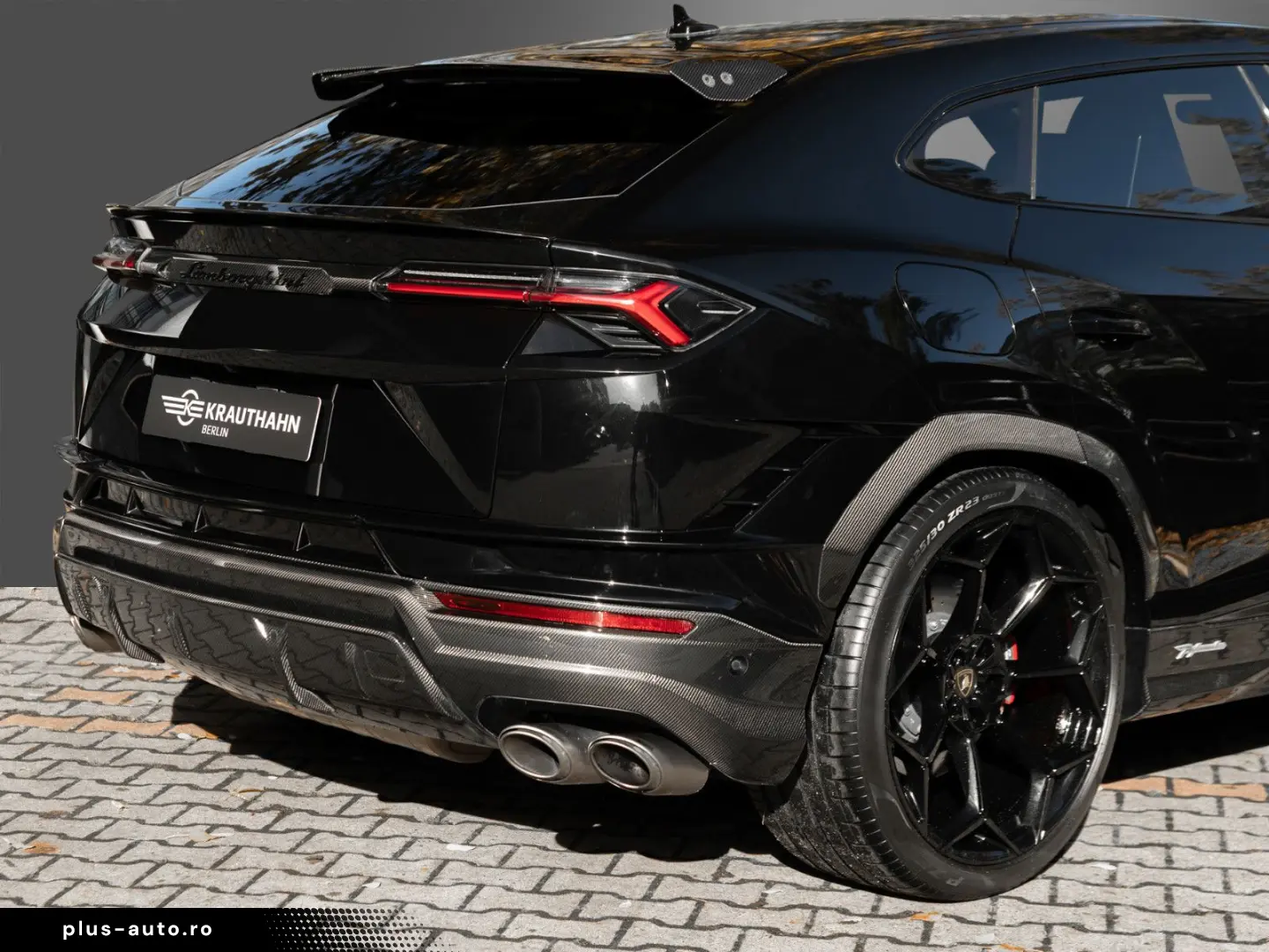 LAMBORGHINI  Performante Full Spec Carbon-VOLL B&O TV AKRAPO
