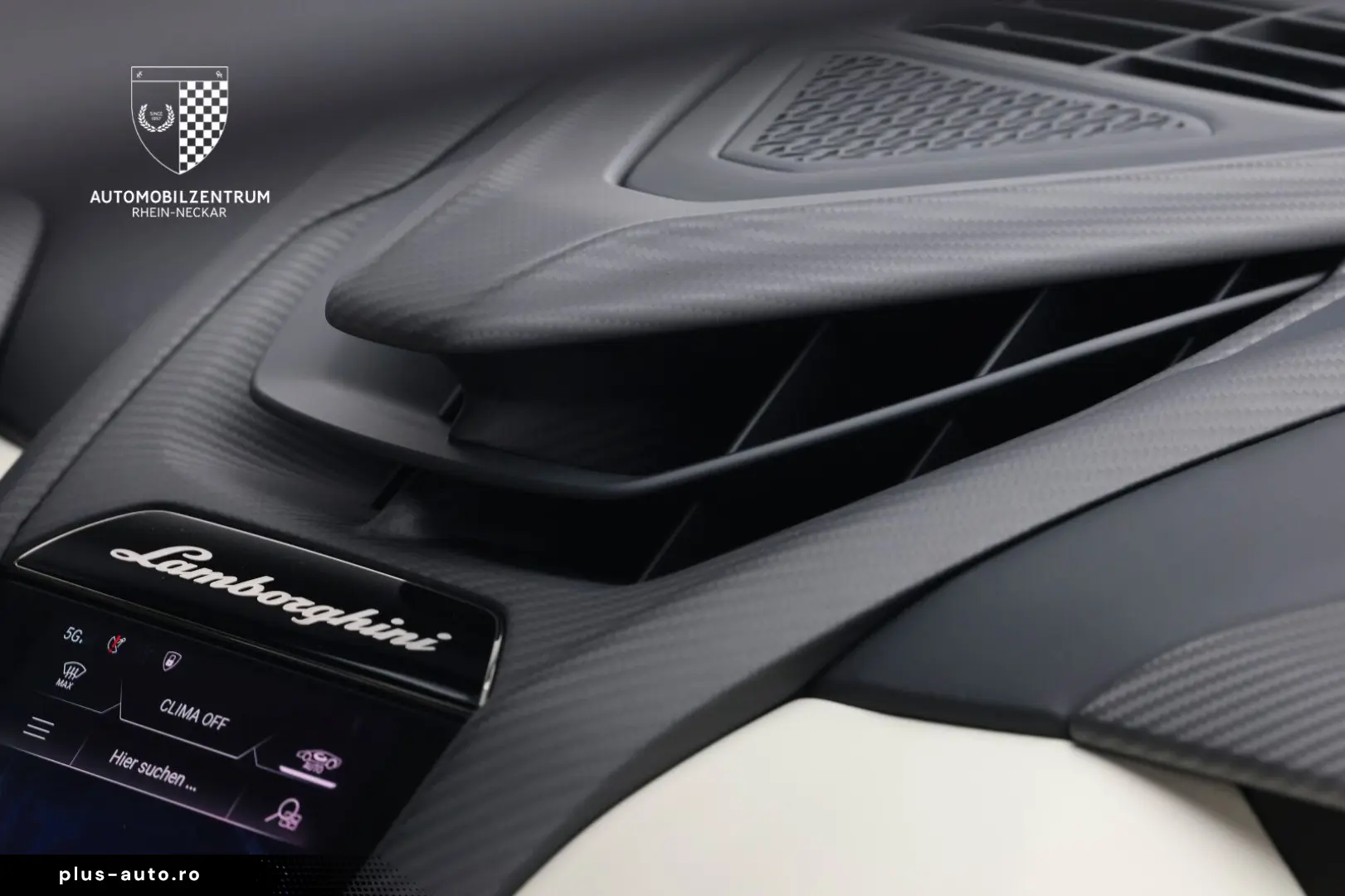 LAMBORGHINI Revuelto FullCarbon Beifahrerdisplay Sonus PPF