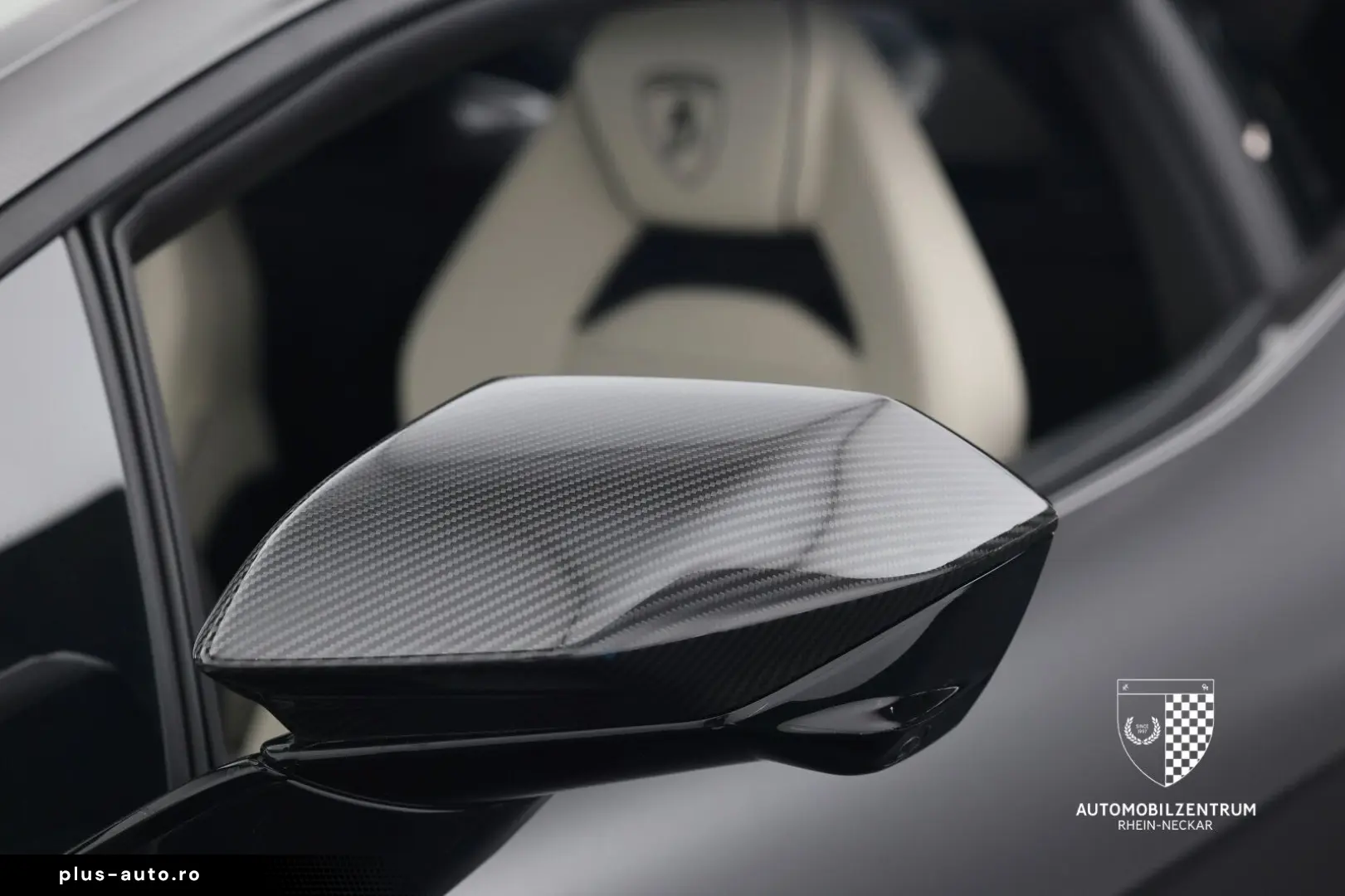 LAMBORGHINI Revuelto FullCarbon Beifahrerdisplay Sonus PPF
