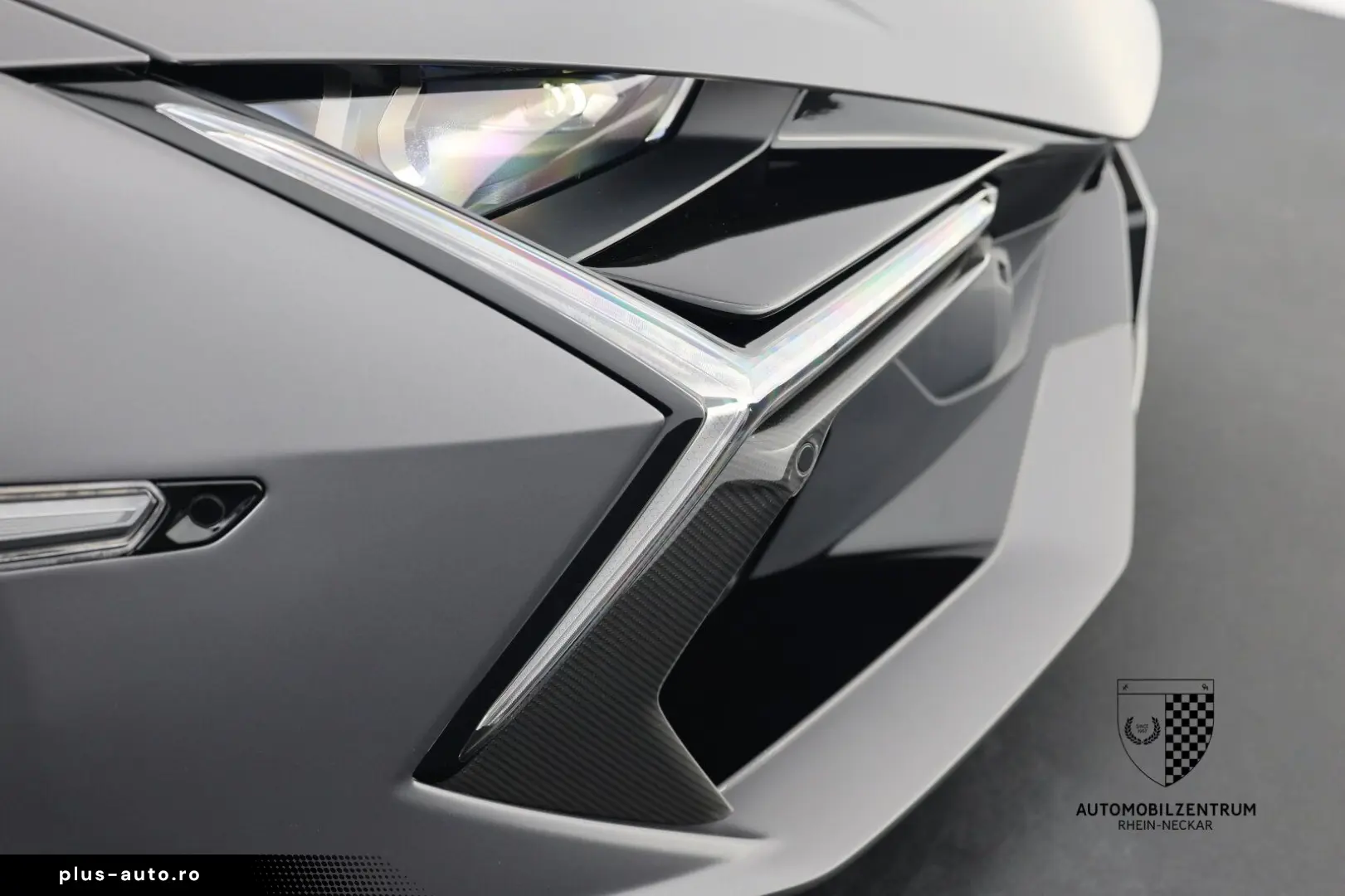 LAMBORGHINI Revuelto FullCarbon Beifahrerdisplay Sonus PPF