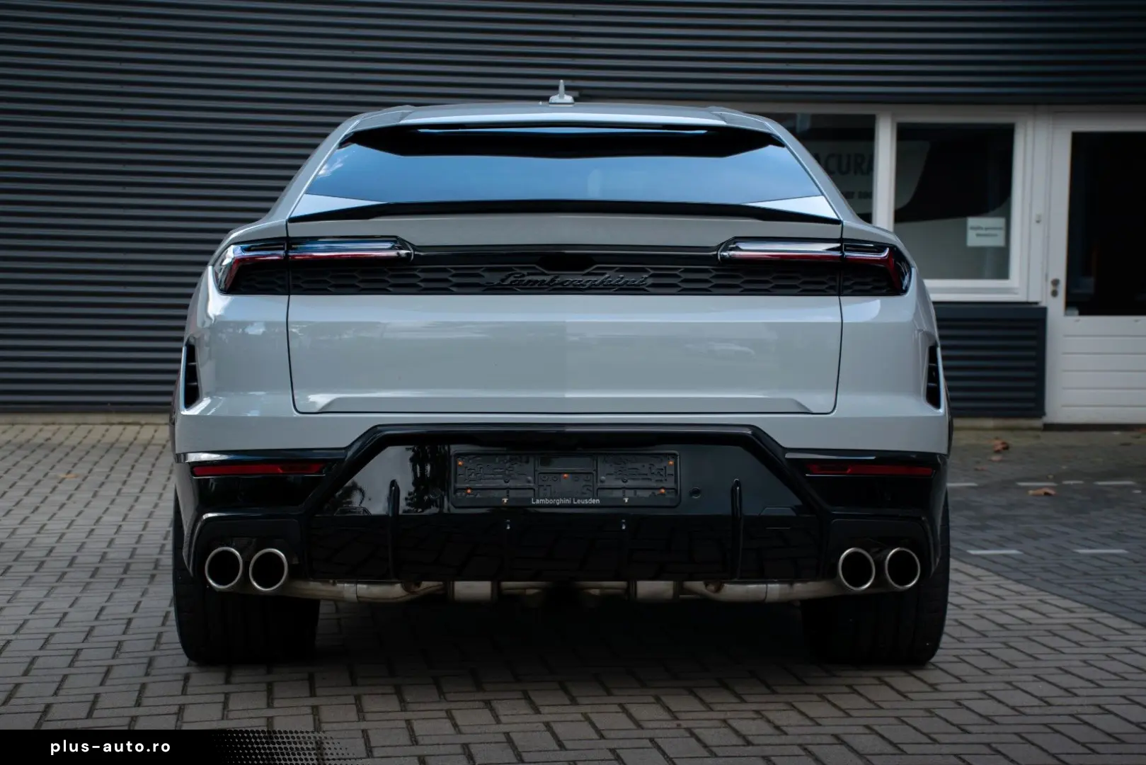 LAMBORGHINI Urus 4.0 V8 PHEV SE B&) Panorama 23zol Galanthus