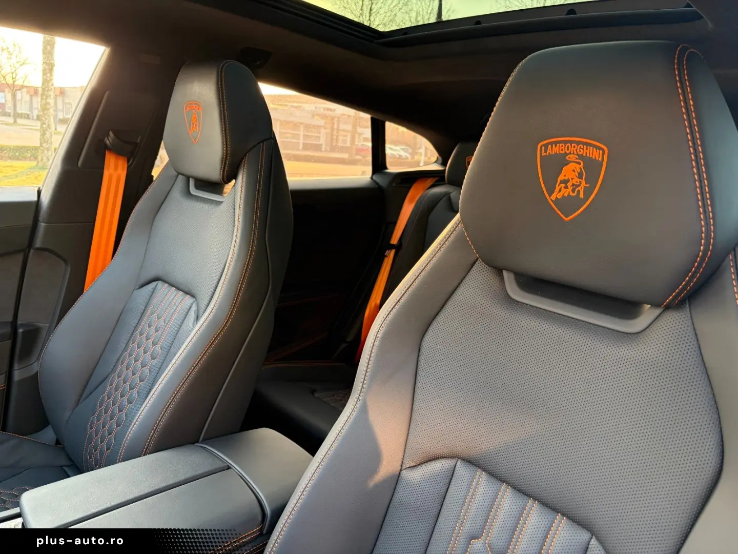 LAMBORGHINI Urus 4.0 V8 PHEV SE B&) Panorama 23zol Galanthus