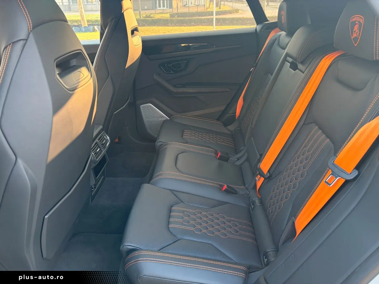 LAMBORGHINI Urus 4.0 V8 PHEV SE B&) Panorama 23zol Galanthus