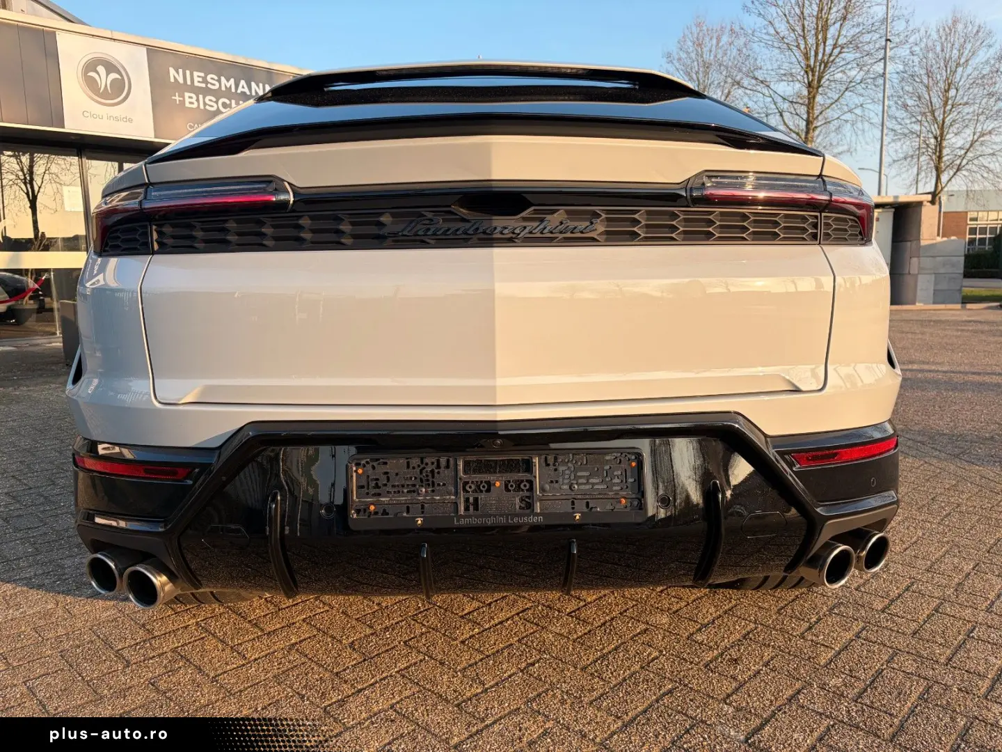 LAMBORGHINI Urus 4.0 V8 PHEV SE B&) Panorama 23zol Galanthus