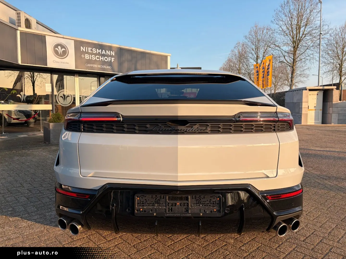 LAMBORGHINI Urus 4.0 V8 PHEV SE B&) Panorama 23zol Galanthus