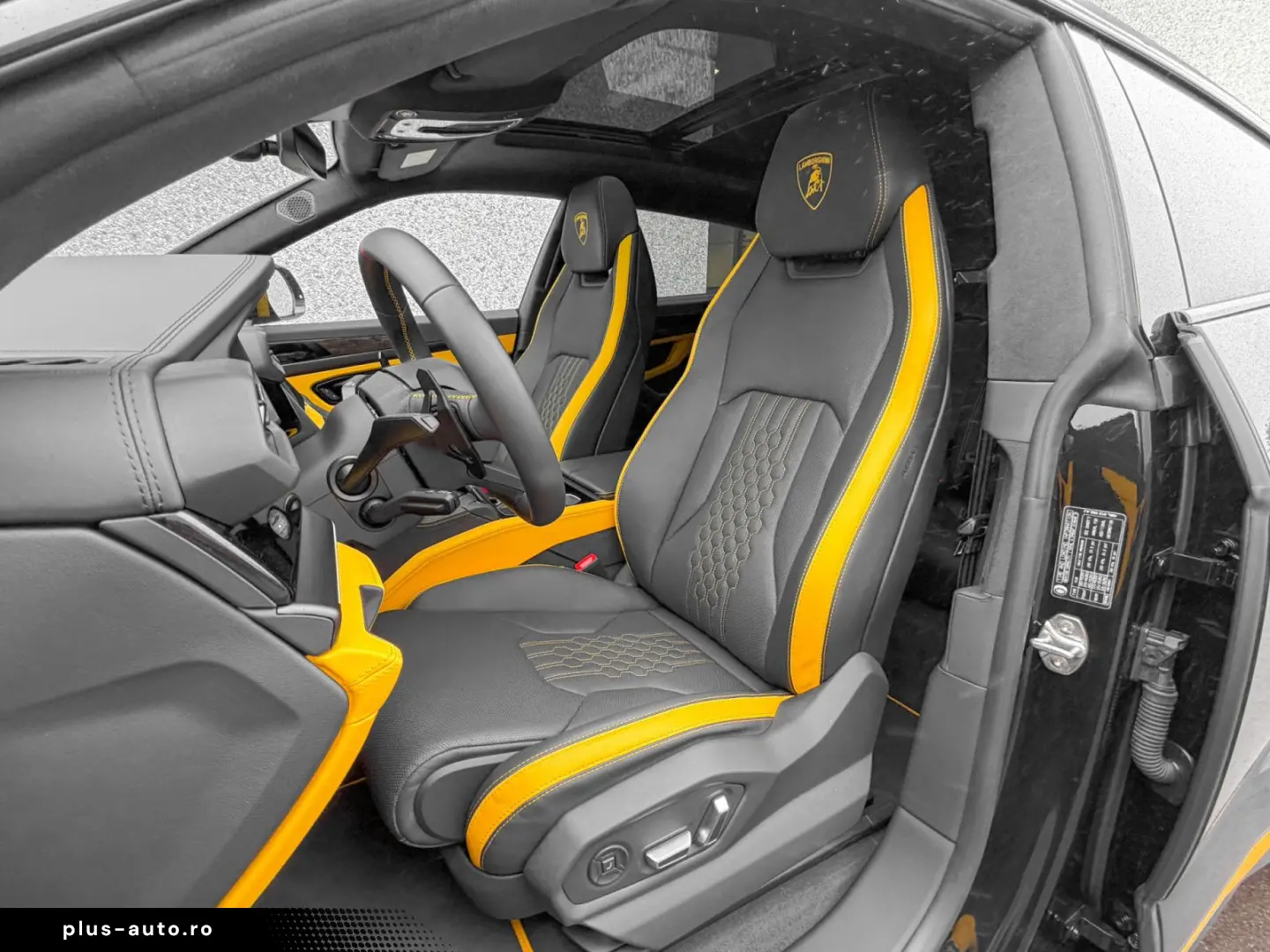 LAMBORGHINI Urus URUS SE 800cv HUD PANO ACC VOLL