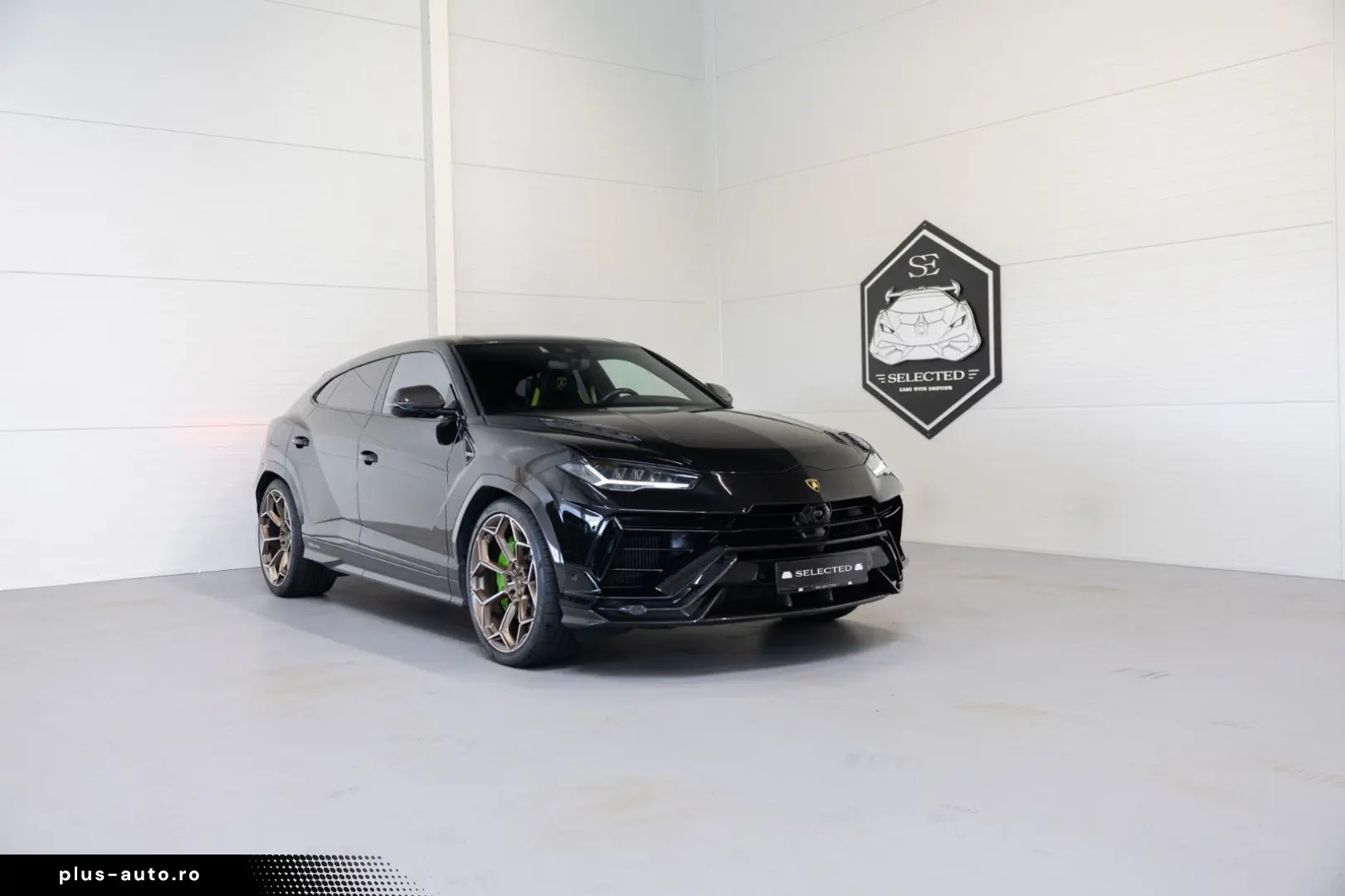LAMBORGHINI Urus Performante FULL CARBON BANG&OLUFSEN 23
