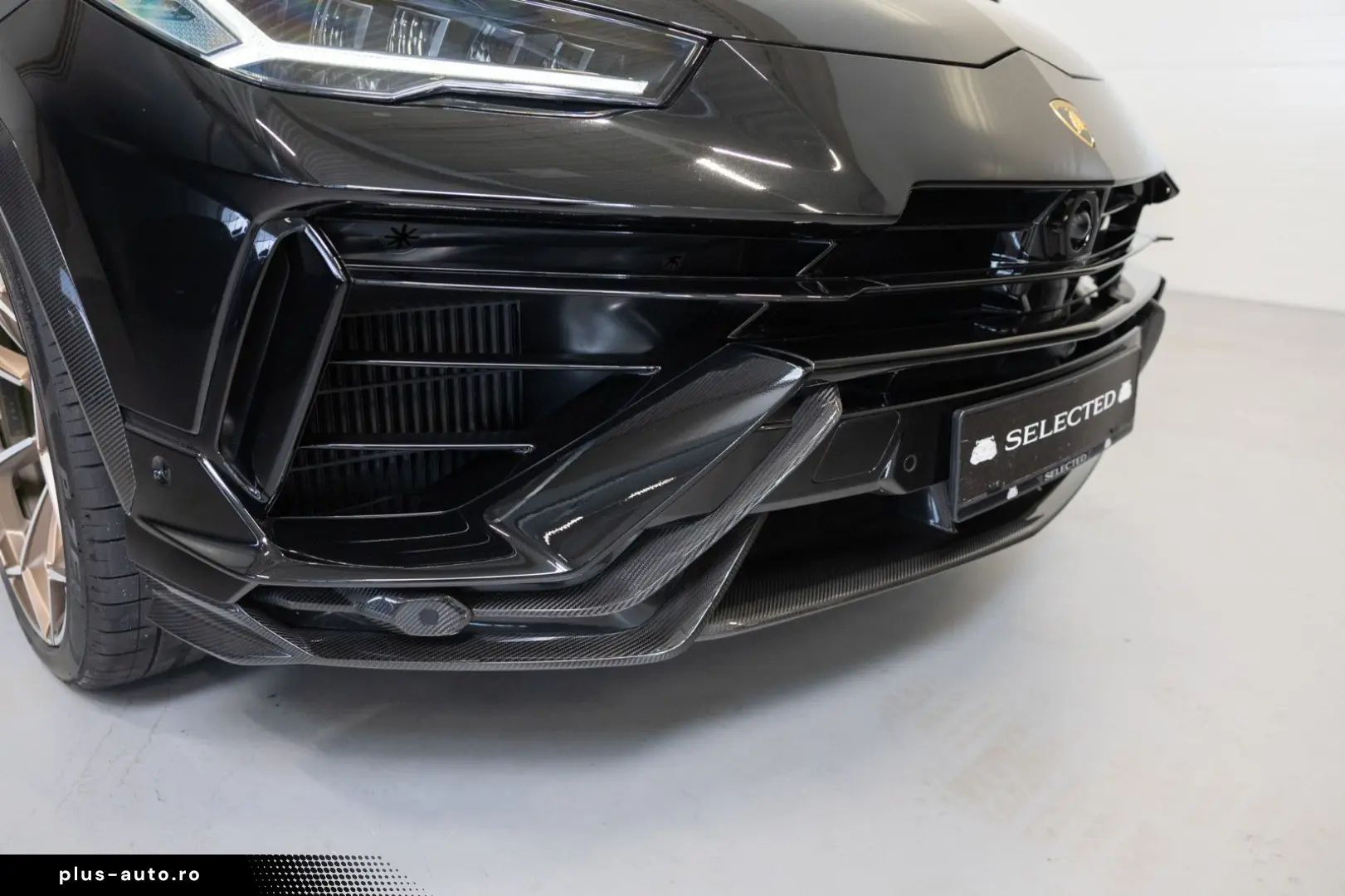 LAMBORGHINI Urus Performante FULL CARBON BANG&OLUFSEN 23