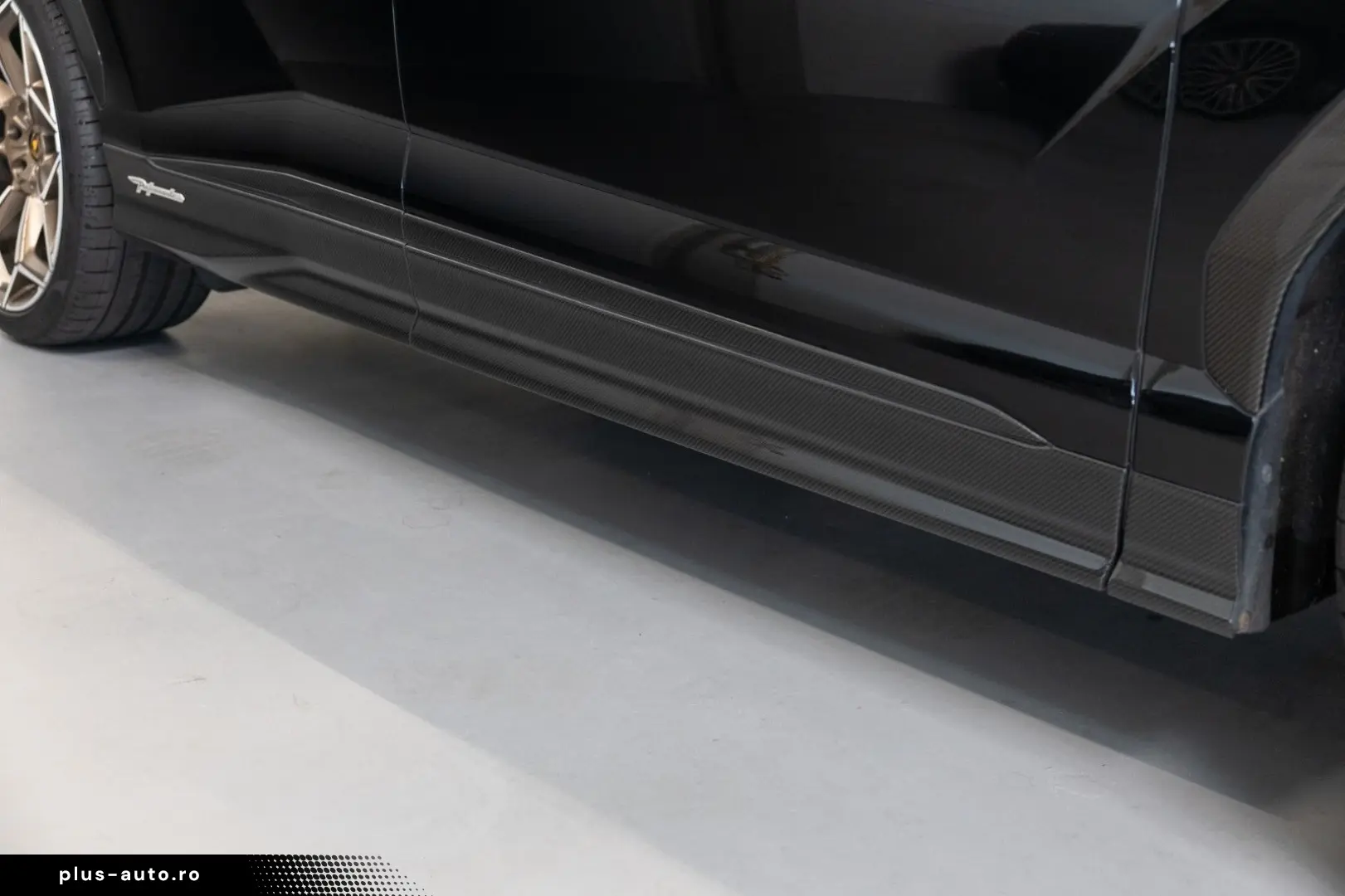 LAMBORGHINI Urus Performante FULL CARBON BANG&OLUFSEN 23