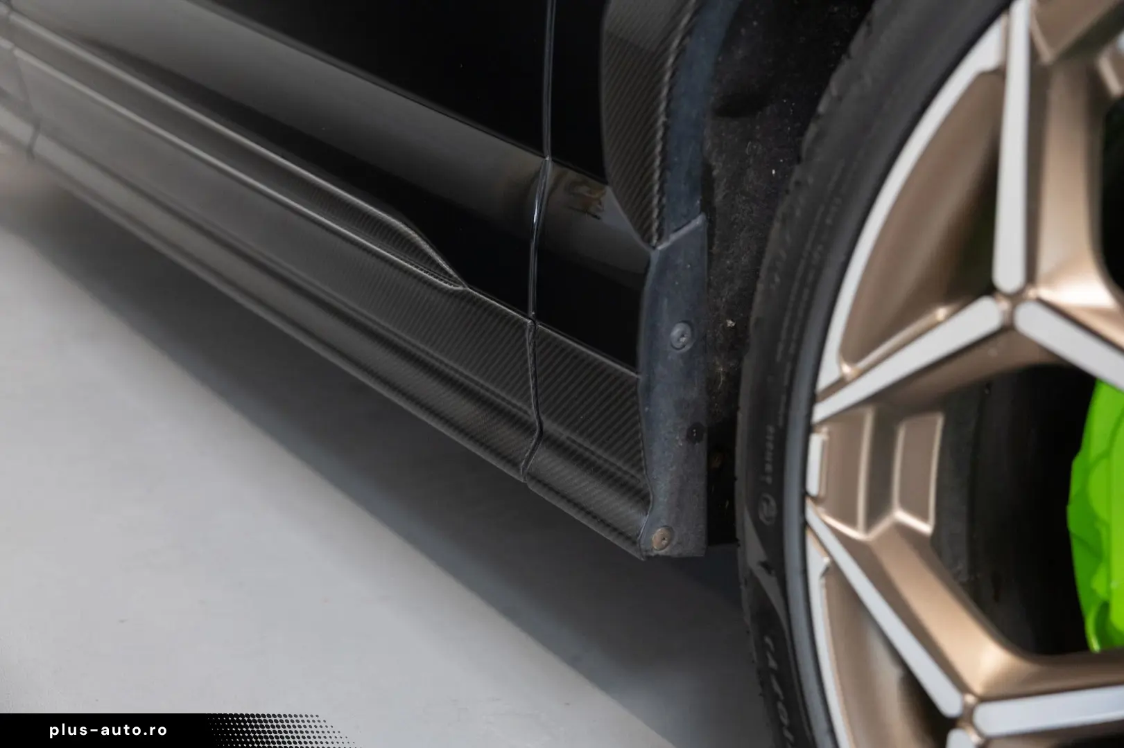 LAMBORGHINI Urus Performante FULL CARBON BANG&OLUFSEN 23