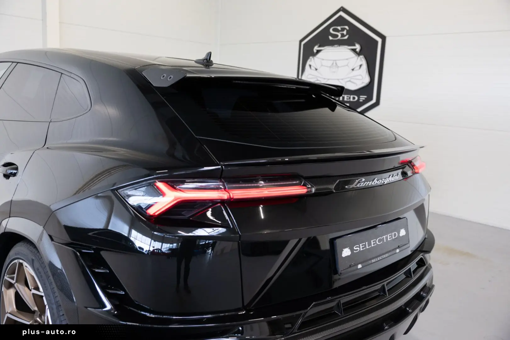 LAMBORGHINI Urus Performante FULL CARBON BANG&OLUFSEN 23