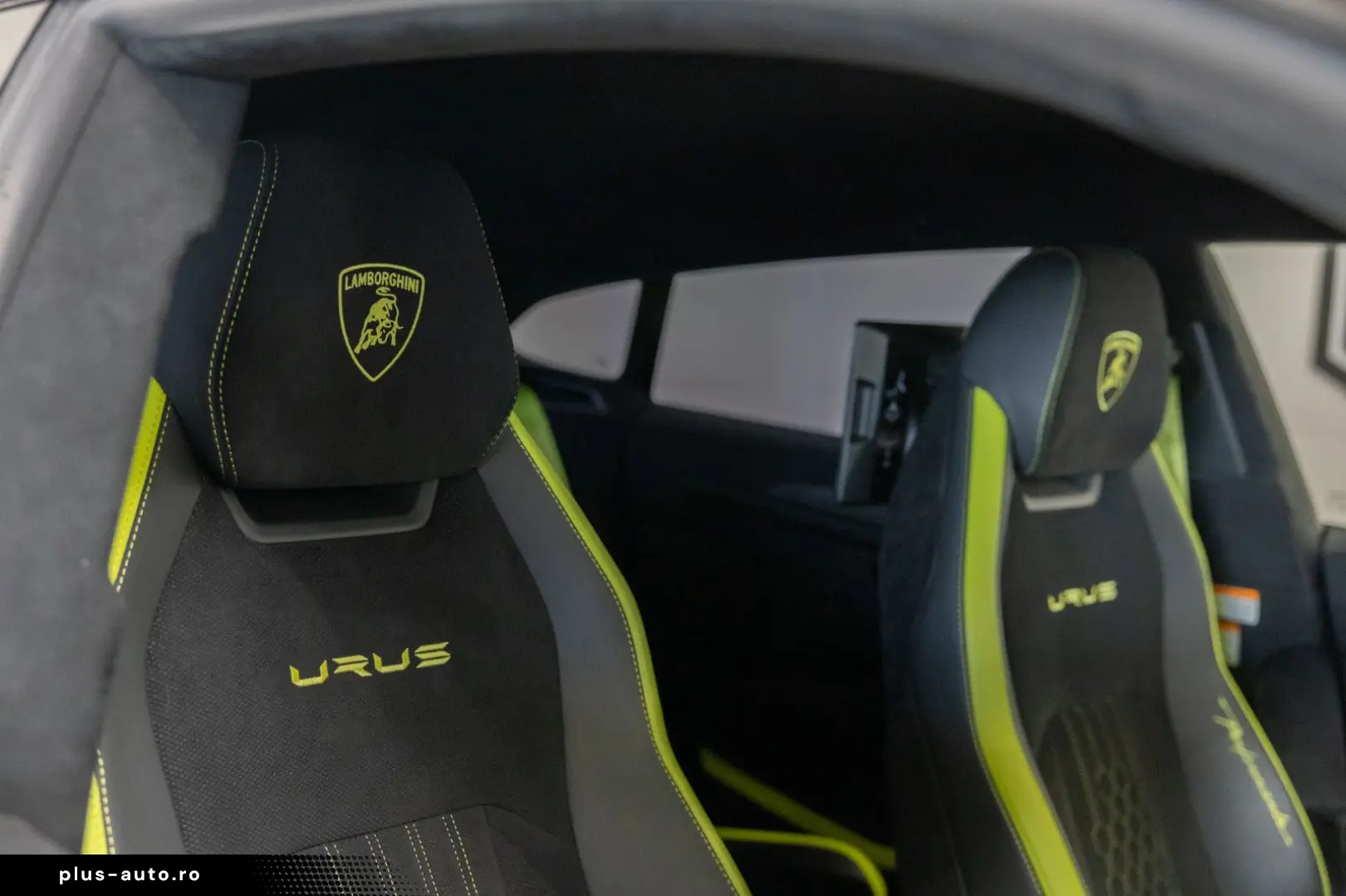 LAMBORGHINI Urus Performante FULL CARBON BANG&OLUFSEN 23