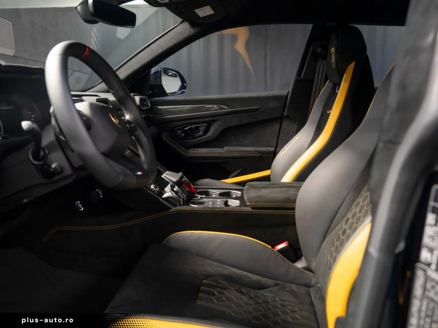LAMBORGHINI Urus 4.0 V8 Performante