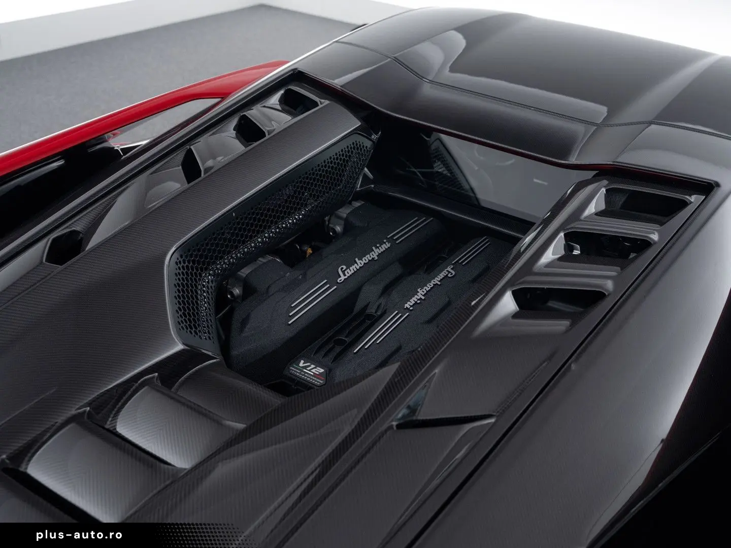 LAMBORGHINI Revuelto Full carbon int. & ext. I Sonus Faber