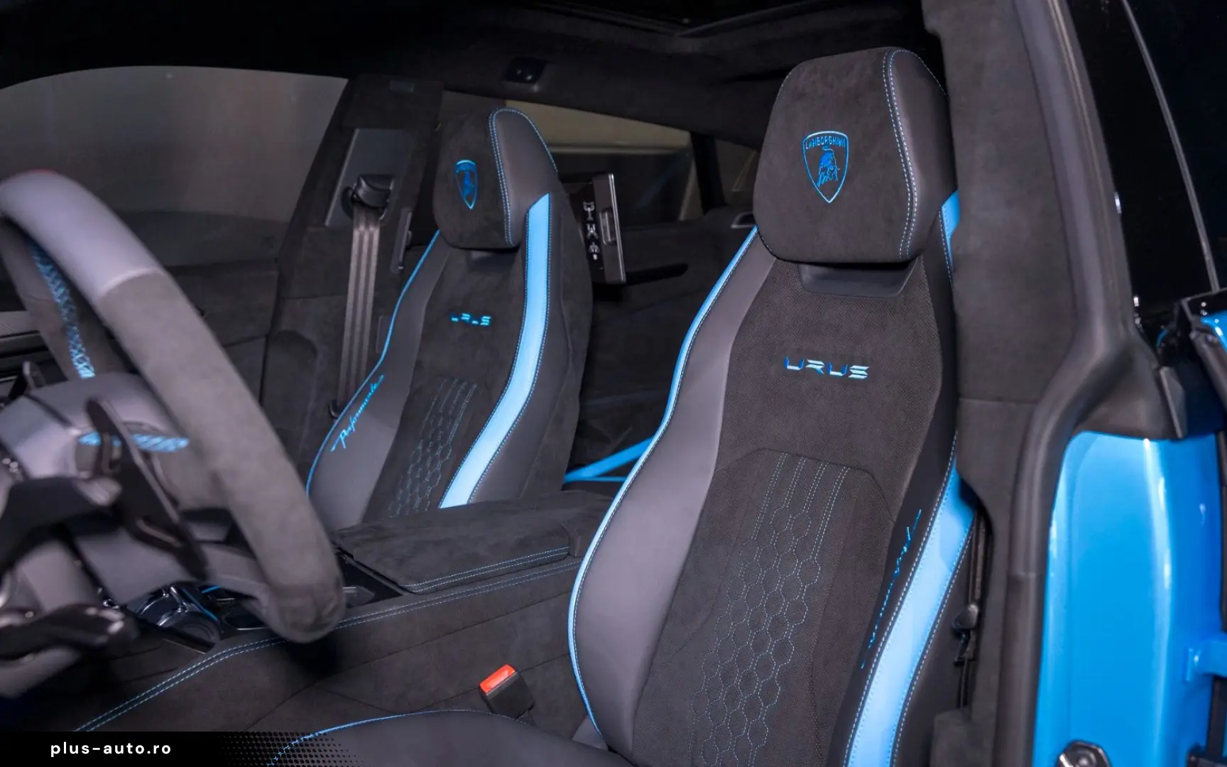 LAMBORGHINI URUS PERFORMANTE   CARBON   ADAS-PAKET   REAR-TV