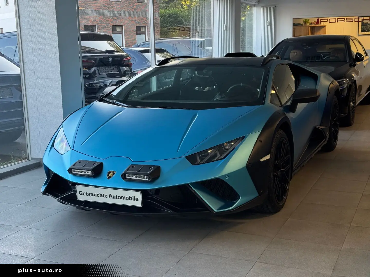 LAMBORGHINI Huracán Sterrato Blu-Arione-Matt Sensonum