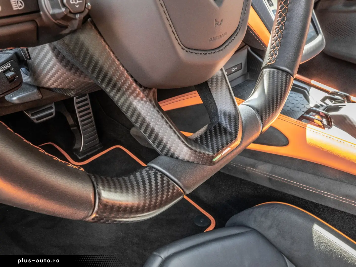 LAMBORGHINI Revuelto Arancio Apodis  Corsa Tex