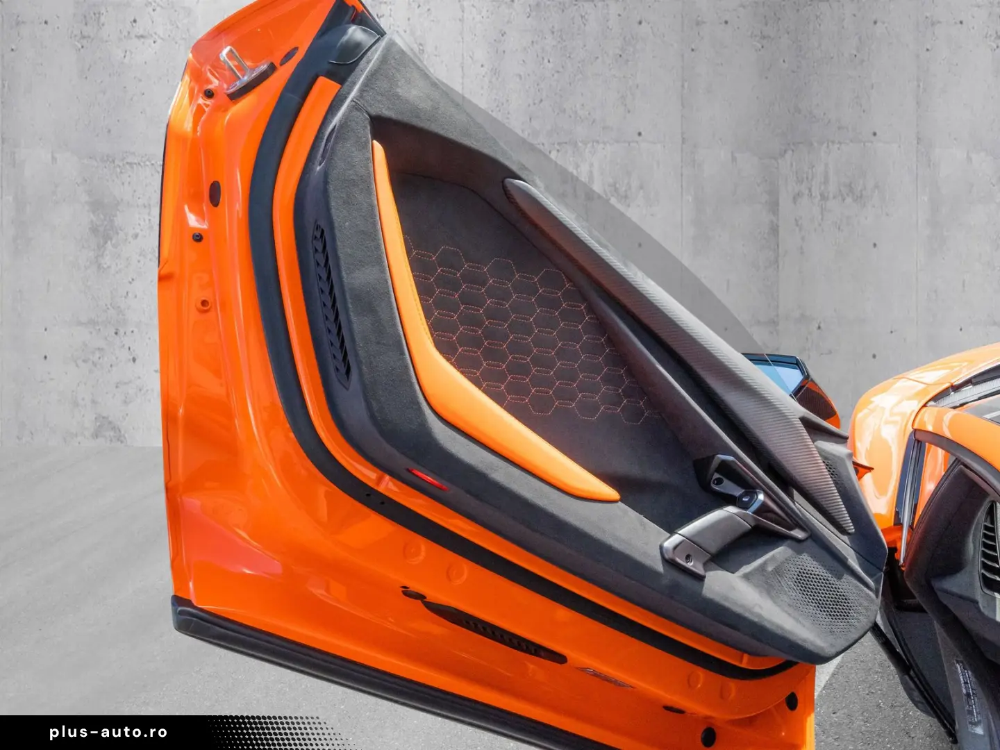 LAMBORGHINI Revuelto Arancio Apodis  Corsa Tex