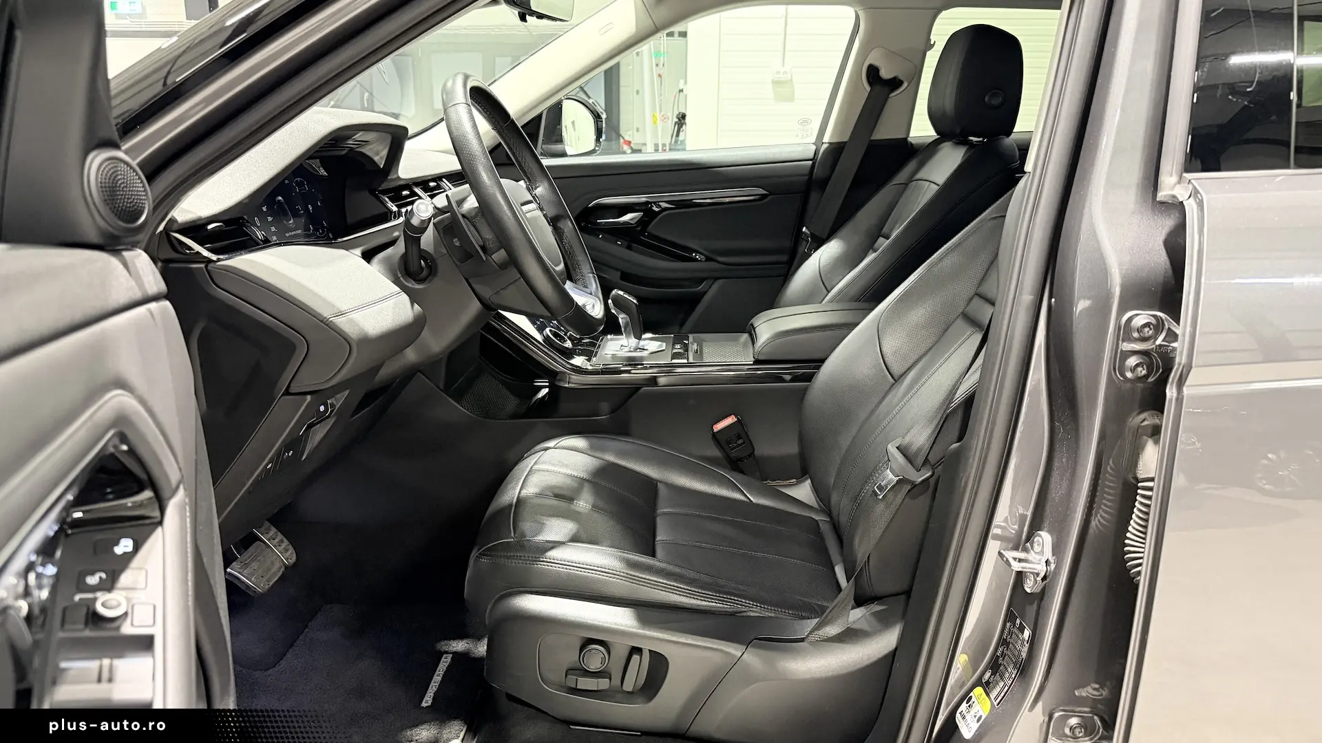 4x4 R-Dynamics Piele Incalzire scaune Camere 360