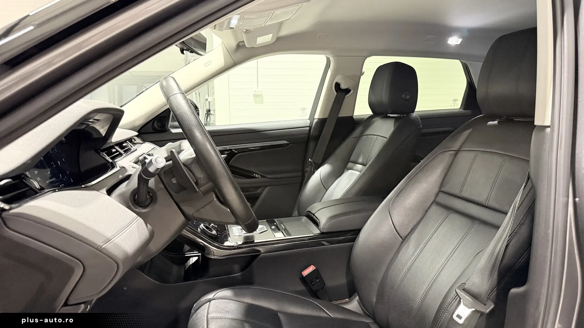 4x4 R-Dynamics Piele Incalzire scaune Camere 360